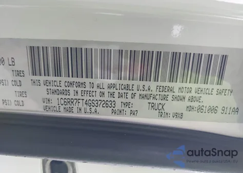 2016 Ram 1500 Express z USA, uszkodzony, nr VIN 1C6RR7FT4GS372633